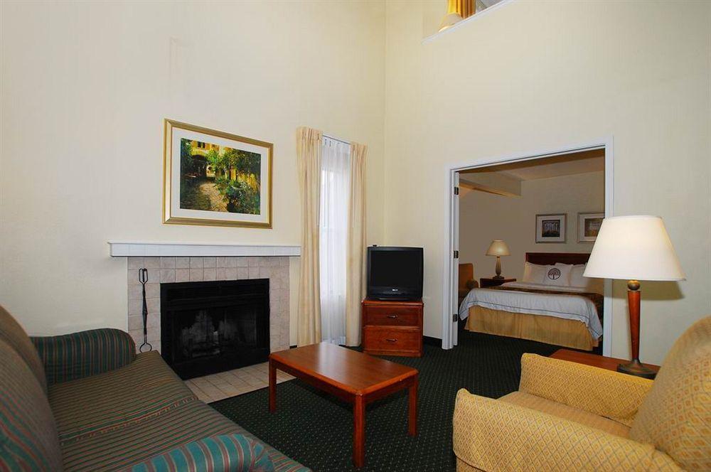Hawthorn Suites Dayton South Miamisburg Bagian luar foto