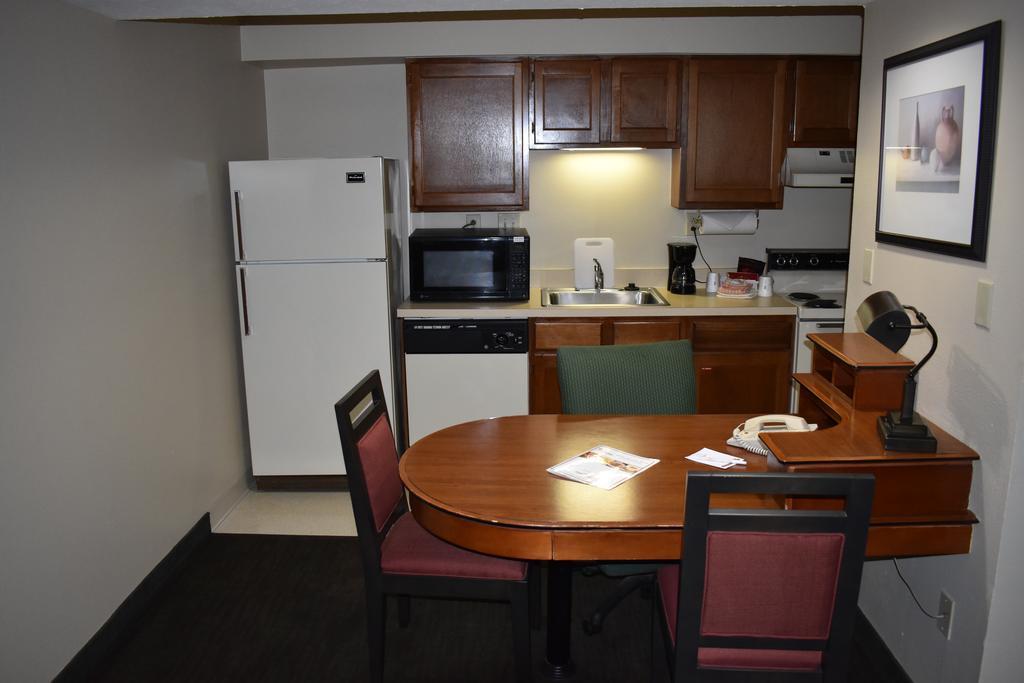 Hawthorn Suites Dayton South Miamisburg Bagian luar foto